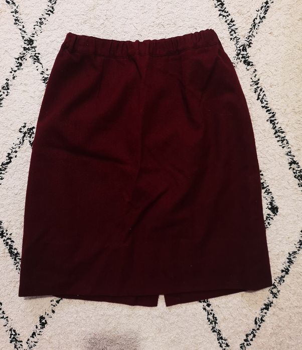Saia bordeaux como nova