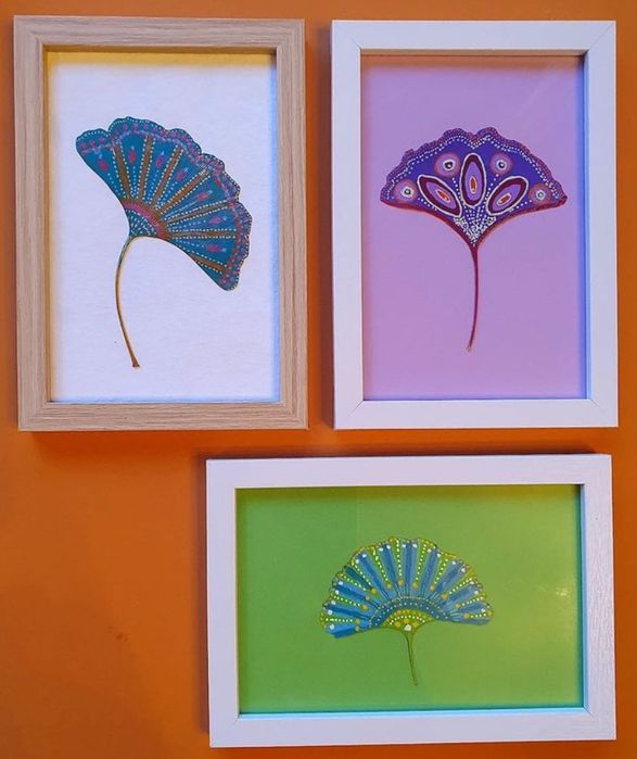 Quadro feito com folha seca de diospireiro pintado à mão - artesanato