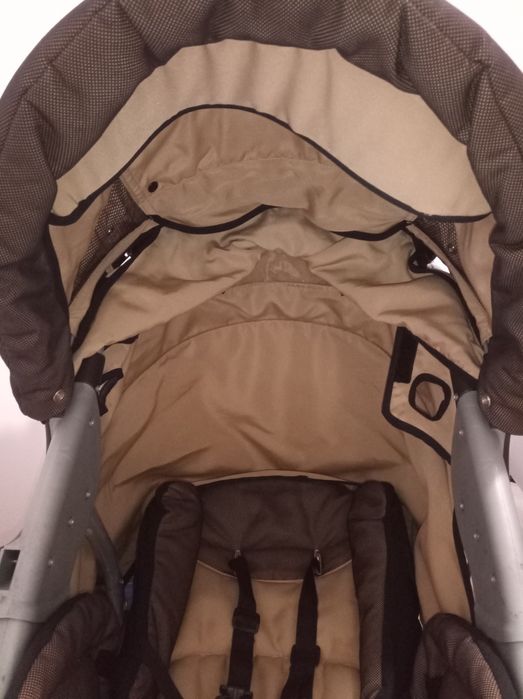 carrinho de bebé marca Chico 6WD TECH