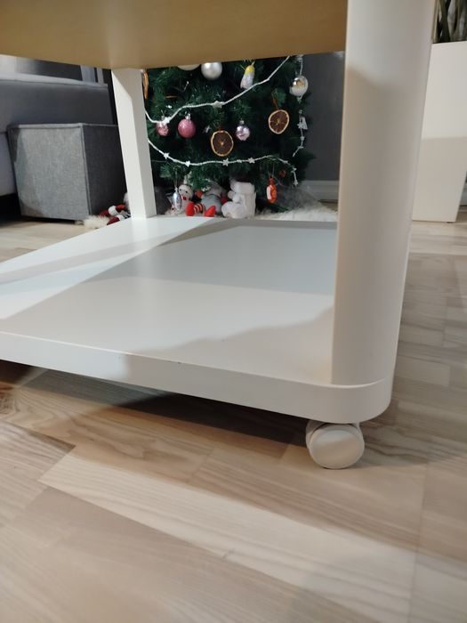Stolik Ikea Tingby