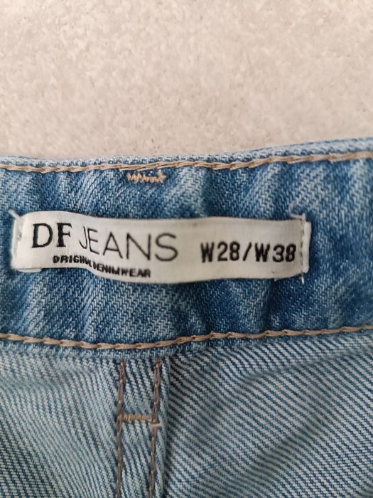 Продам жіночі джинси DF JEANS