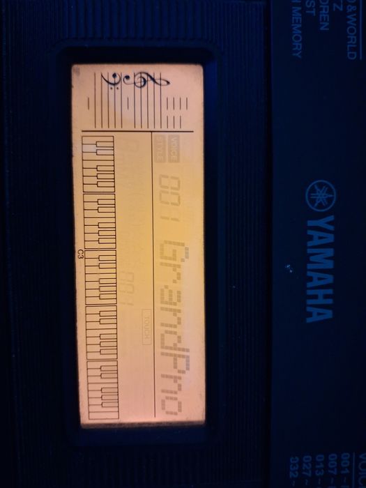 Sprzedam keyboard Yamaha PSR E343