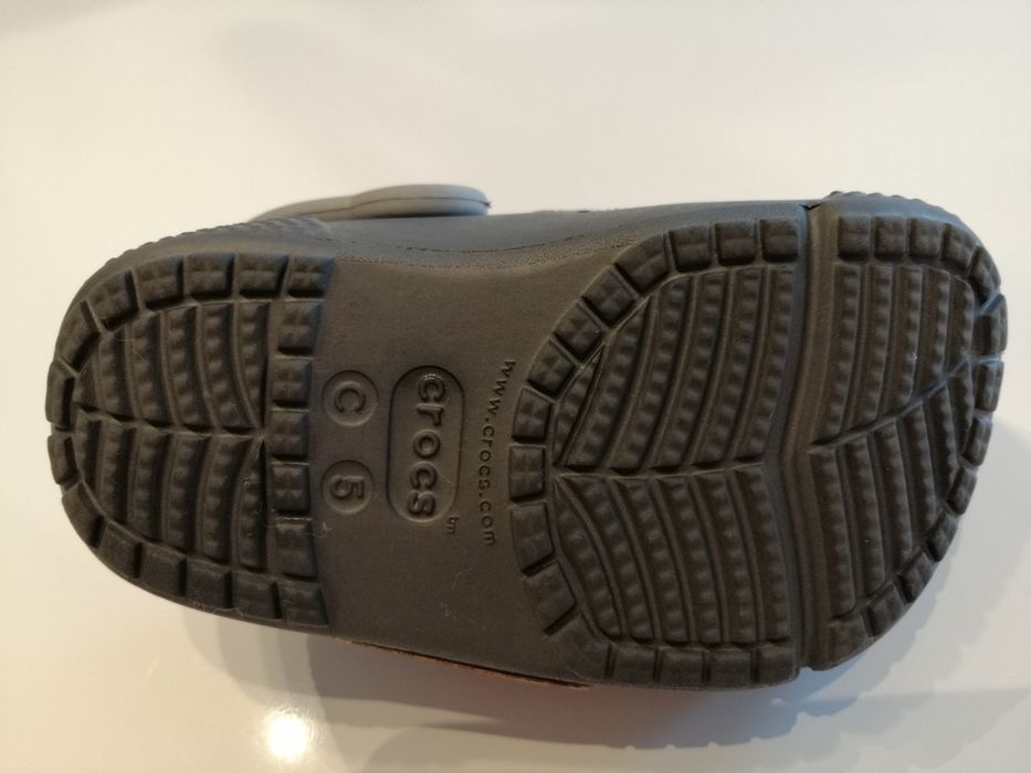 Sandálias Croscs com luzes