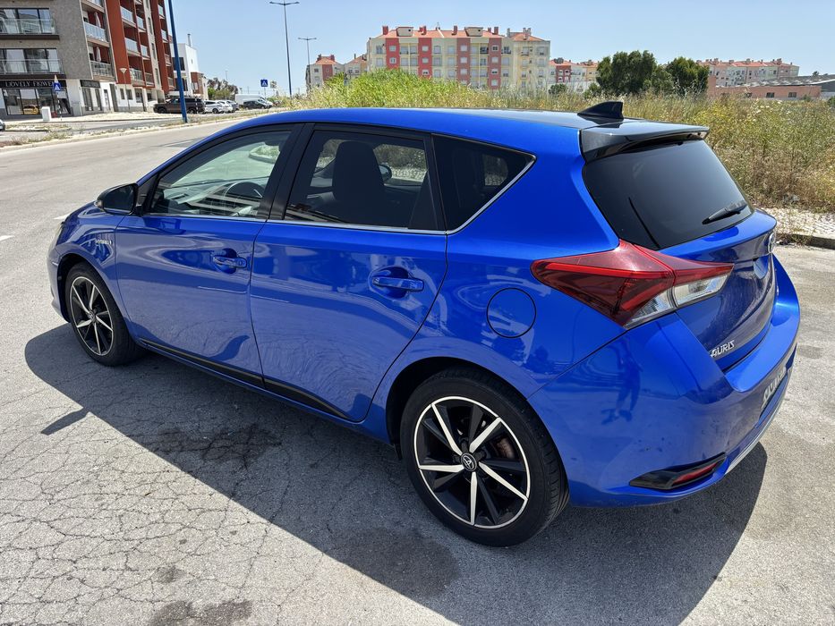 Toyota Auris 1.8 hibrido 80mil kms
