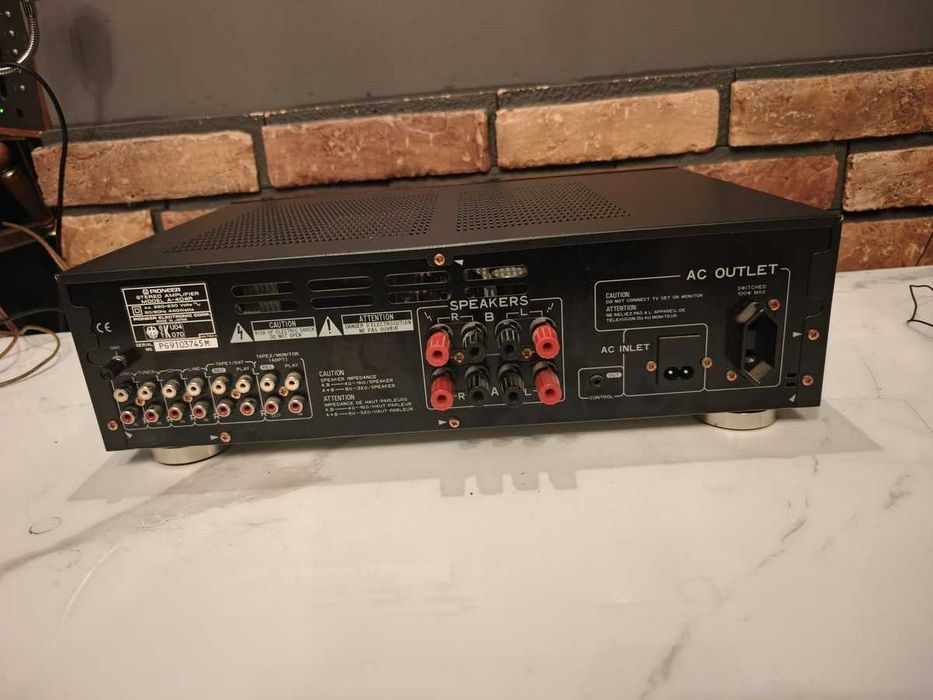 PIONEER A-404R Znakomity wzmacniacz STEREO