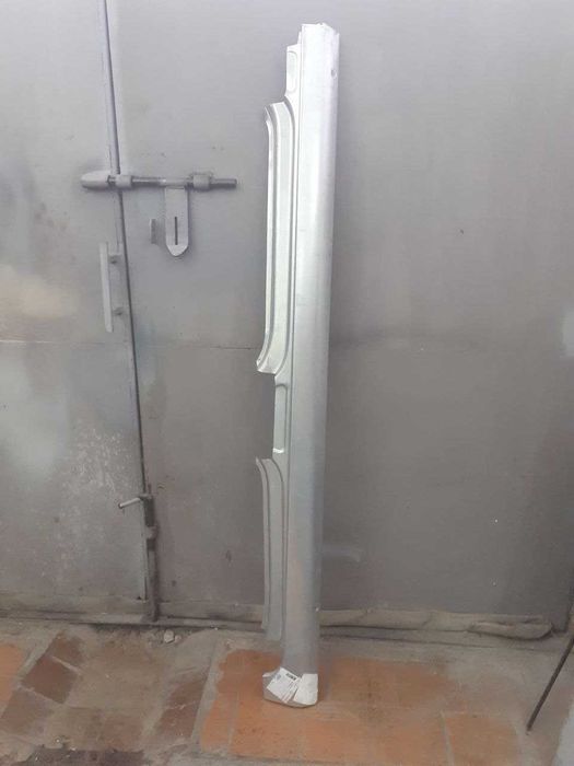 Поріг (правий) на VW Touran 2003-2010 р. (Klokkerholm, Данія). НОВИЙ.