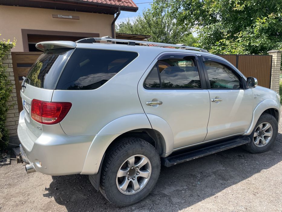 Toyota fortuner