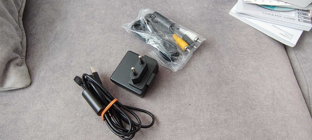 Nikon coolpix s2500
