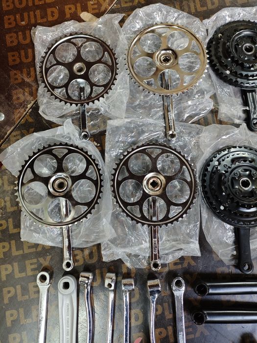 Шатун на велосипед нові не комплект