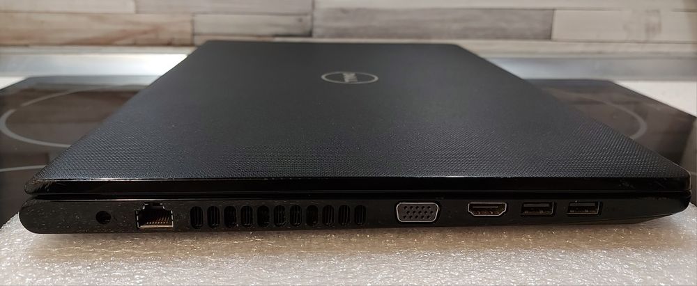 Dell Vostro 15 3568, 15,6" core i5-7200U 8gb ssd240gb win11pro