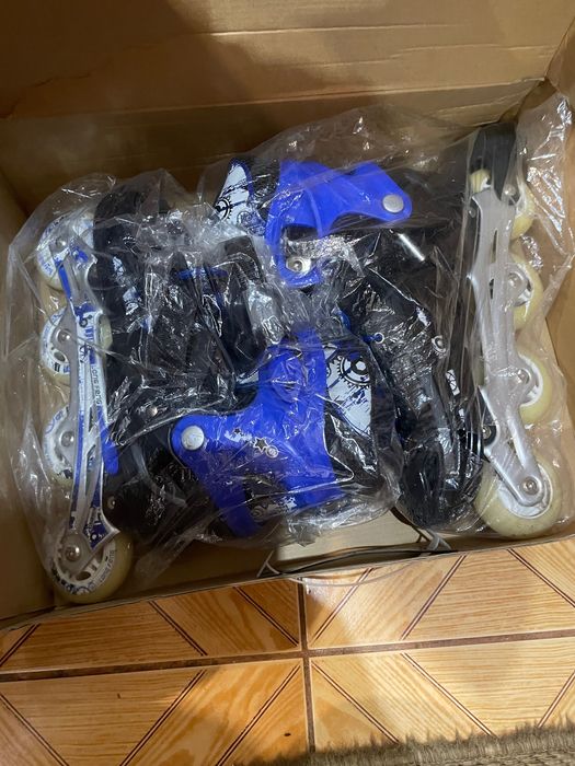 Ролики 39-42 майже нові