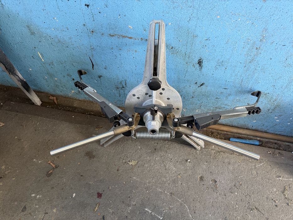 Maszyna do zbieżnosci bosch FWA 4430