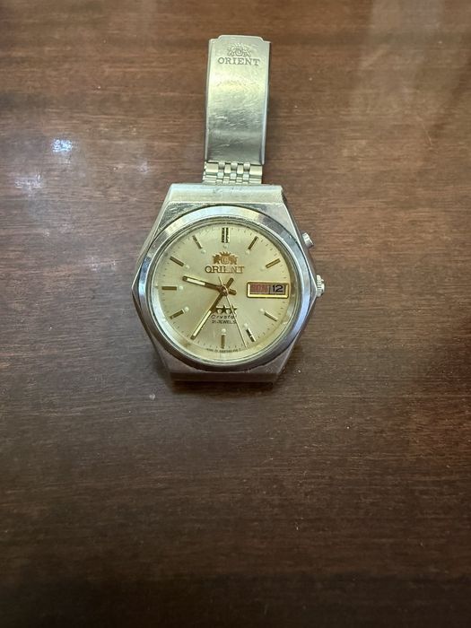 Продам мужские  часы Orient