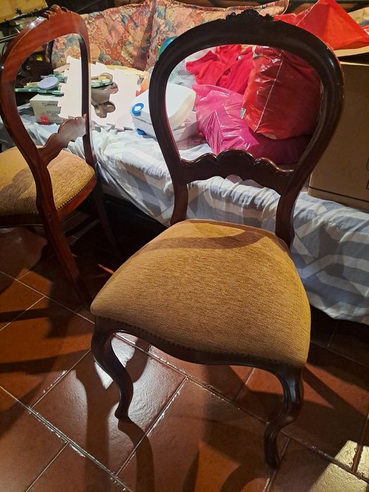 Mesa de Sala com cadeiras