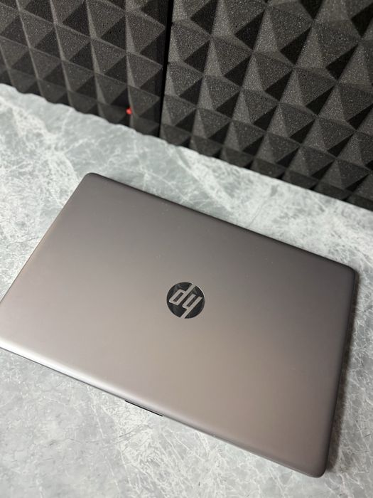 Ігровий Ноутбук HP / Ryzen 5 2500u / DDR4 8GB / AMD Radeon