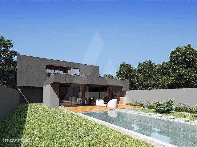 Terreno com Projeto Aprovado para Moradia T4 em Águeda — Barrô E Aguada De Baixo, Aveiro
