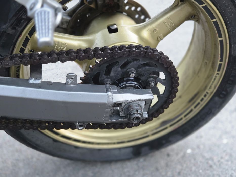 kawasaki zx 6r - купити мотозапчастини - Ціна на OLX.ua