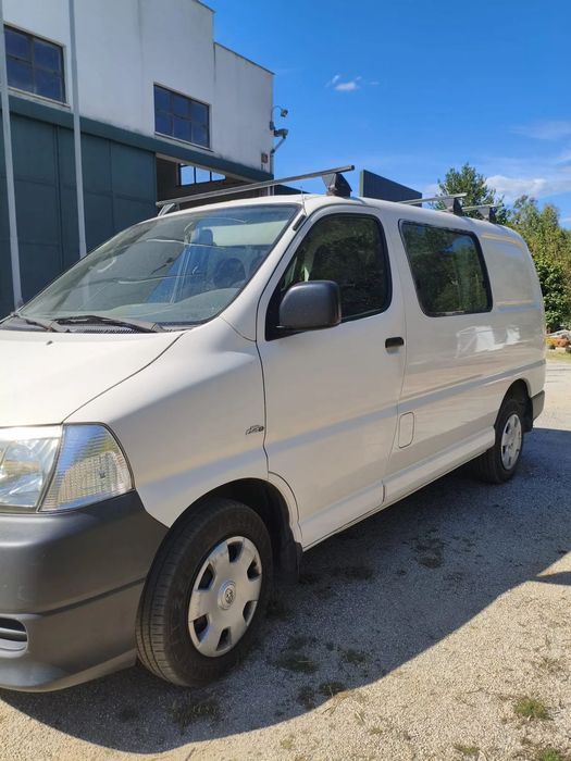 Toyota HiAce 2.5 D-4D Service 2.8T AC
