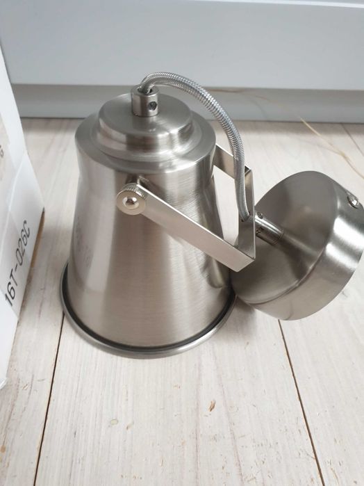 Nowa lampa kinkiet spot Britop Tekla srebrna