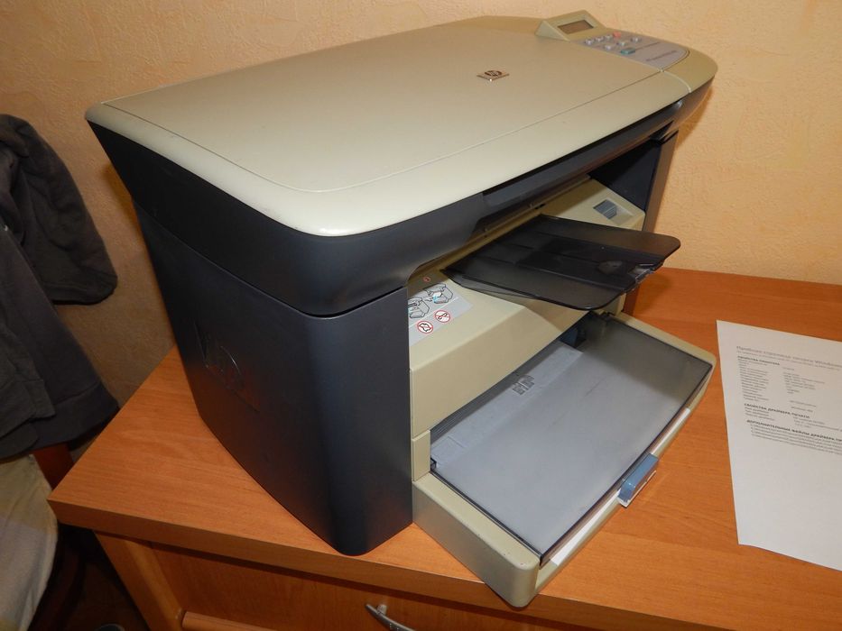Принтер лазерний МФУ HP M1005
