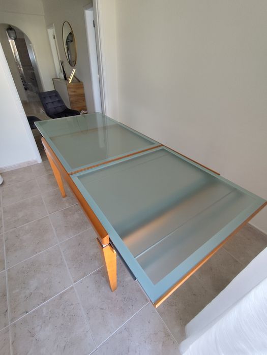 Mesa de jantar extensível