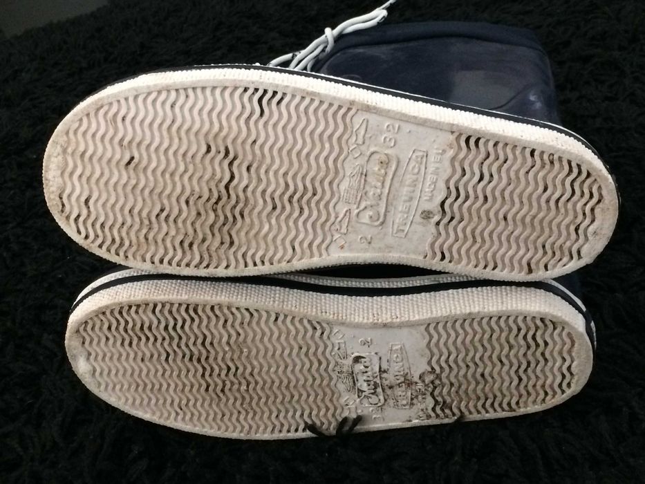 Botas de borracha, N.º 32