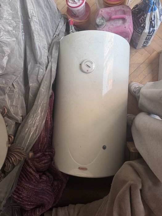 Бойлер Ariston вживаний