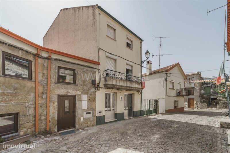 Moradia Geminada T3 / Belmonte, Caria