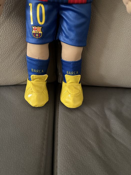 Boneco messi em tecido para colecionadores.