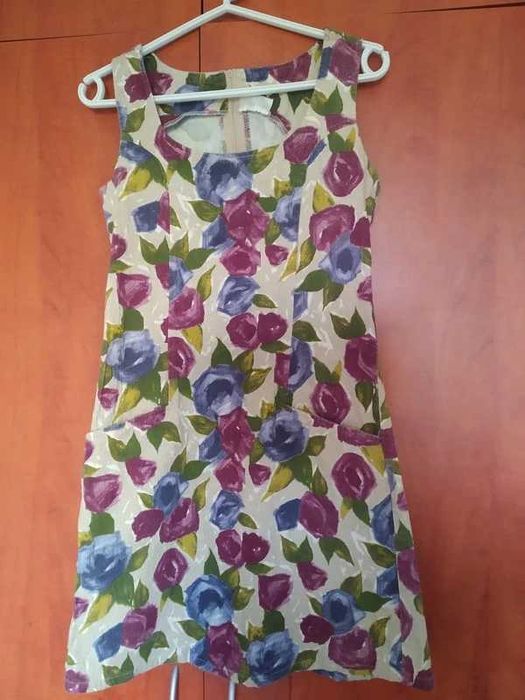 Sukienka w kwiaty vintage H&M