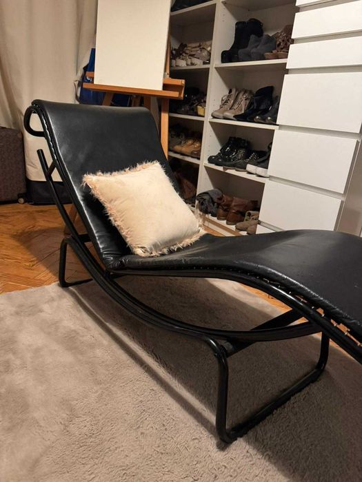 Cadeira Chaise longue preta