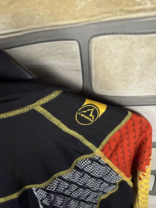 Stroj sportowy dres kombinezon bluza spodnie