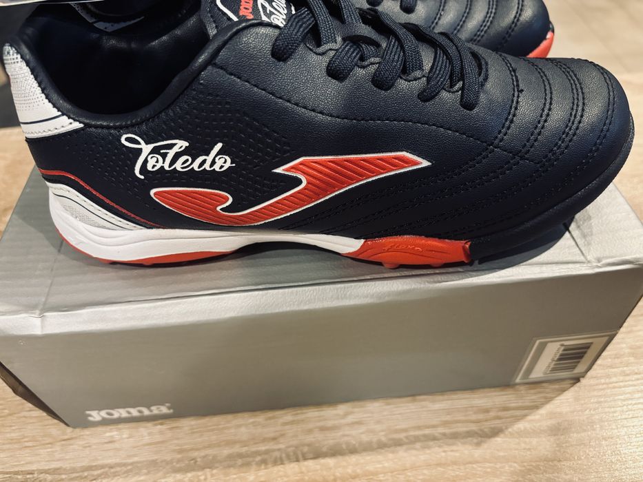 Buty Joma turfy nowe 38