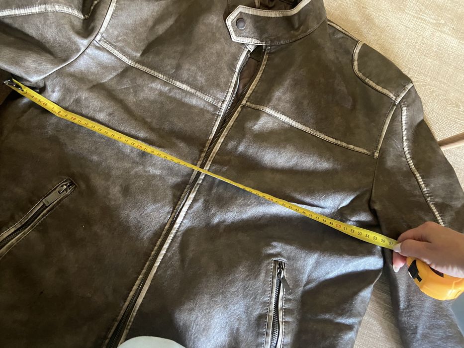 Куртка весна осень косуха мужская С-М курточка