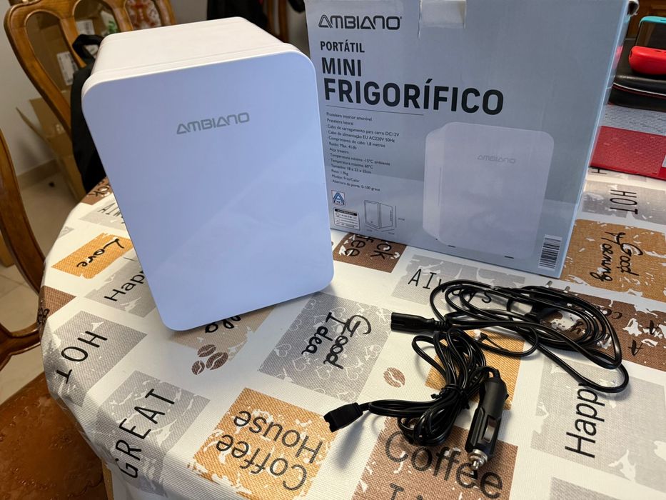 Mini frigorífico portátil
