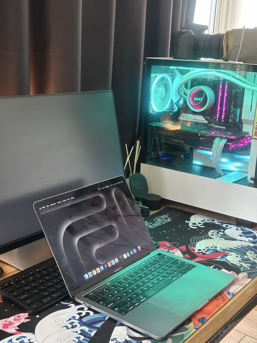 Macbook pro 2019 i7 16 512