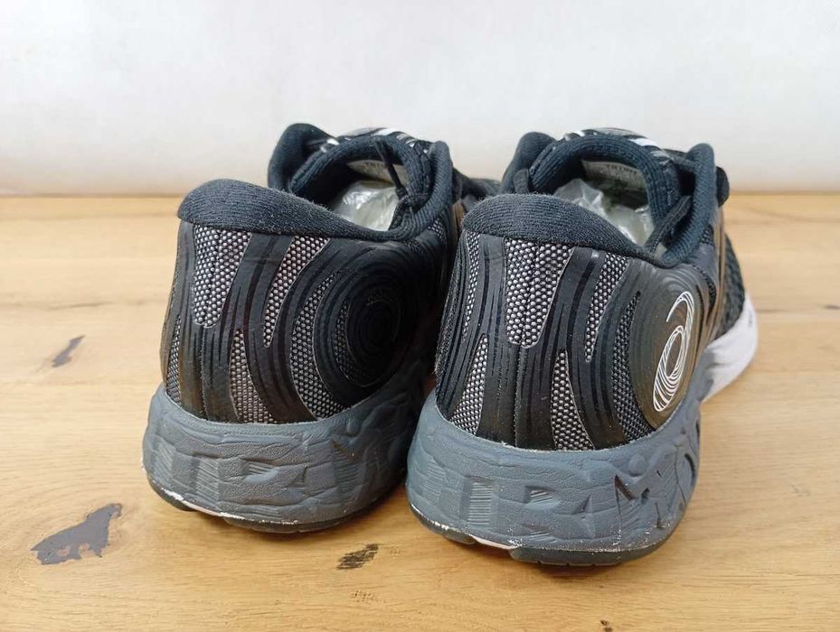 Asics Buty do biegania Noosa Ff 2, rozmiar 40,5