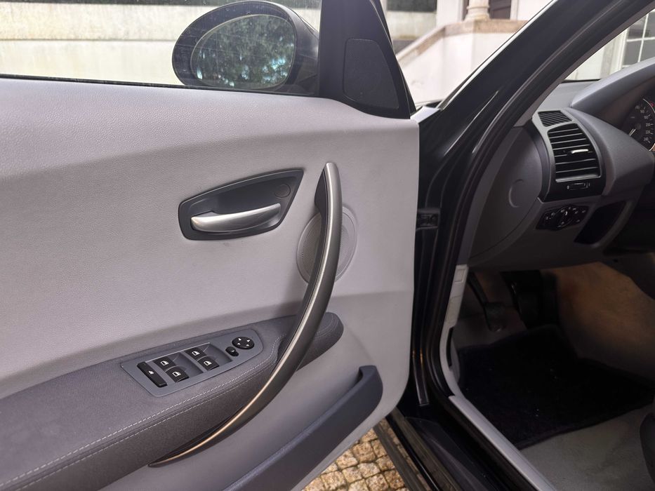 BMW Série 1 116i (Gasolina) – 2006 – 167.380 km – Excelente Estado