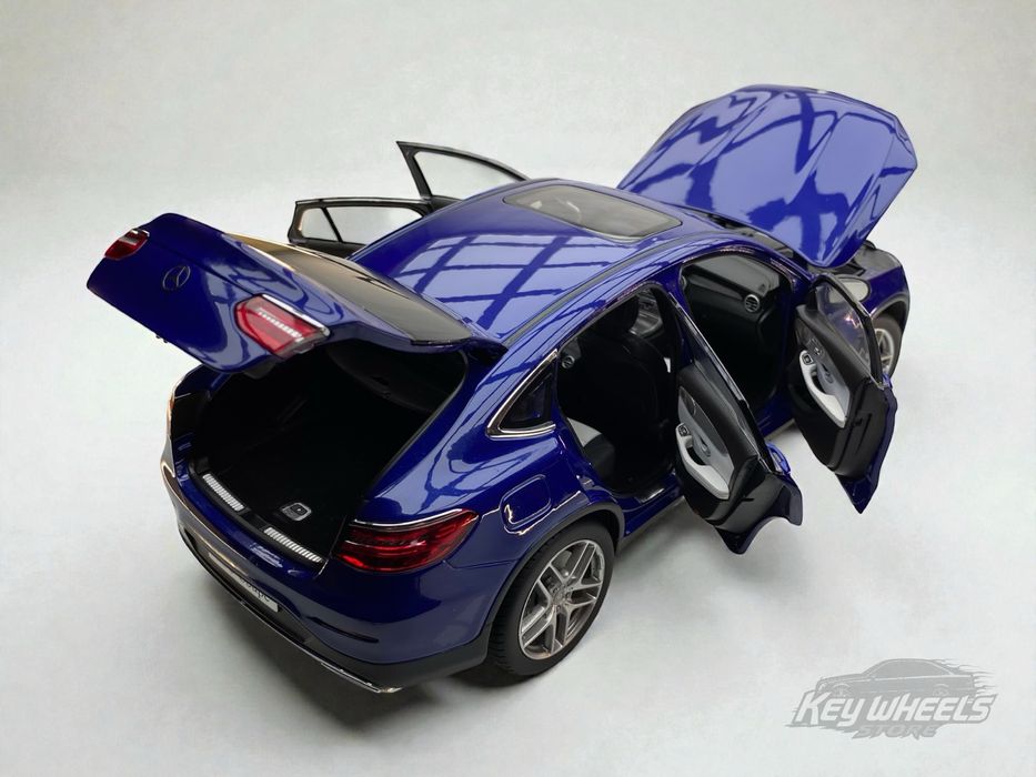 Модель Mercedes-Benz GLC Coupe 1/18 IScale