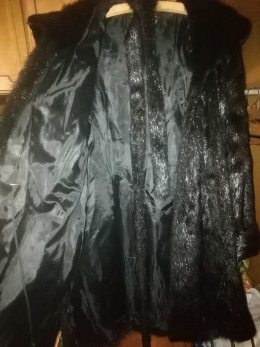 Шуба жіноча натуральна?