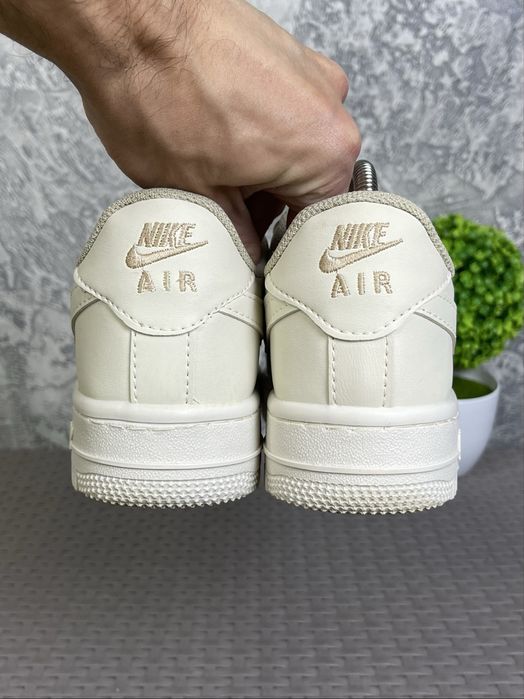 Nike Air Force 1 кроссовки 41 размер женские кожаные спортивные