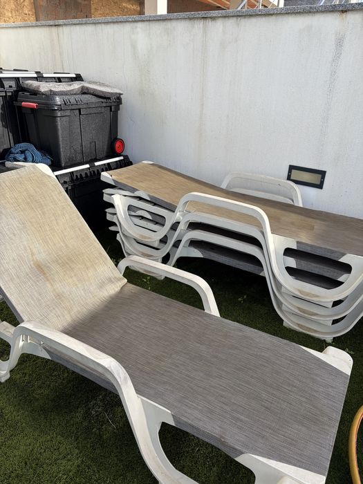 4un Espreguiçadeiras