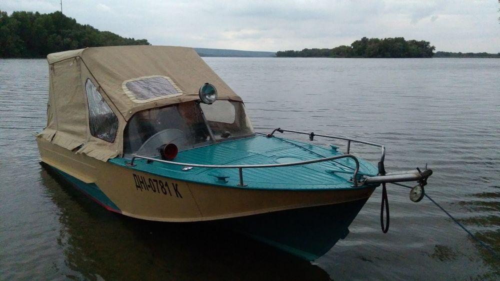 Моторная лодка казанка 2м