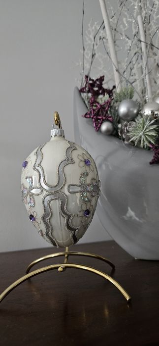 Bombka świąteczna bogato zdobiona