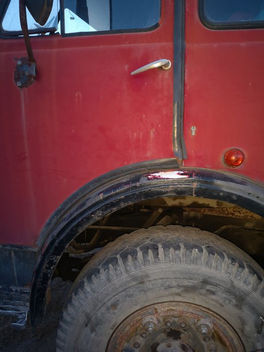 Маз 5549 самоскид-самосвал Ямз-238 без торгу