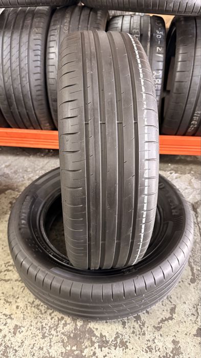 Pneus 205/60r16 Goodyear EfficientGrip Performance com 75% piso