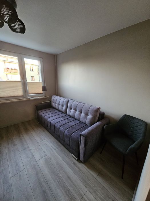 Wynajmę kawalerkę po generalnym  remoncie, centrum, niski czynsz - Więcej
