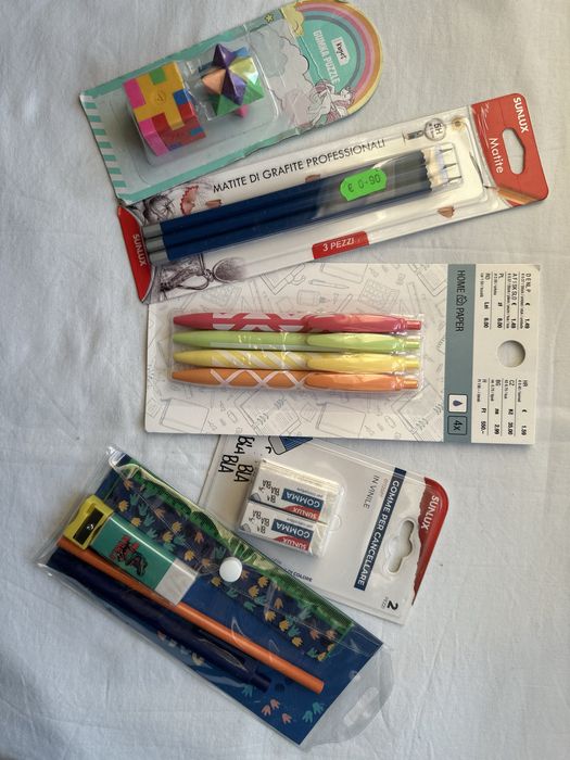 Artykuły szkolne zestaw przyborów szkolnych