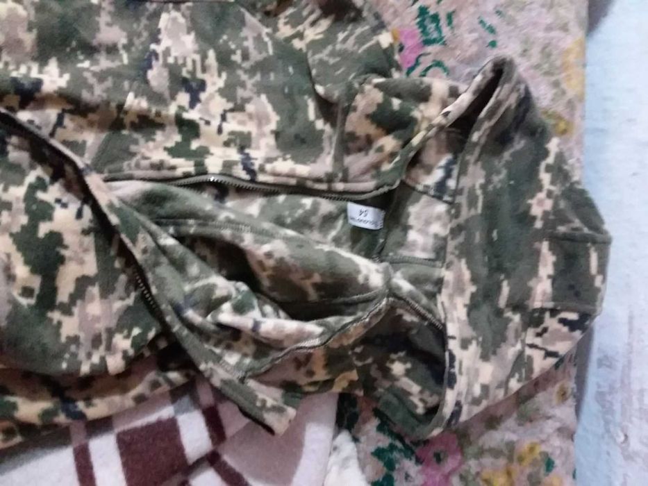 Флісова кофта розмір 52-54 на зріст 180 см