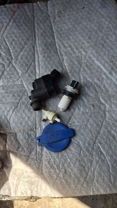 Моторчик/насос охолоджуючої рідини Hyundai Tucson/kia NX4  22 р.